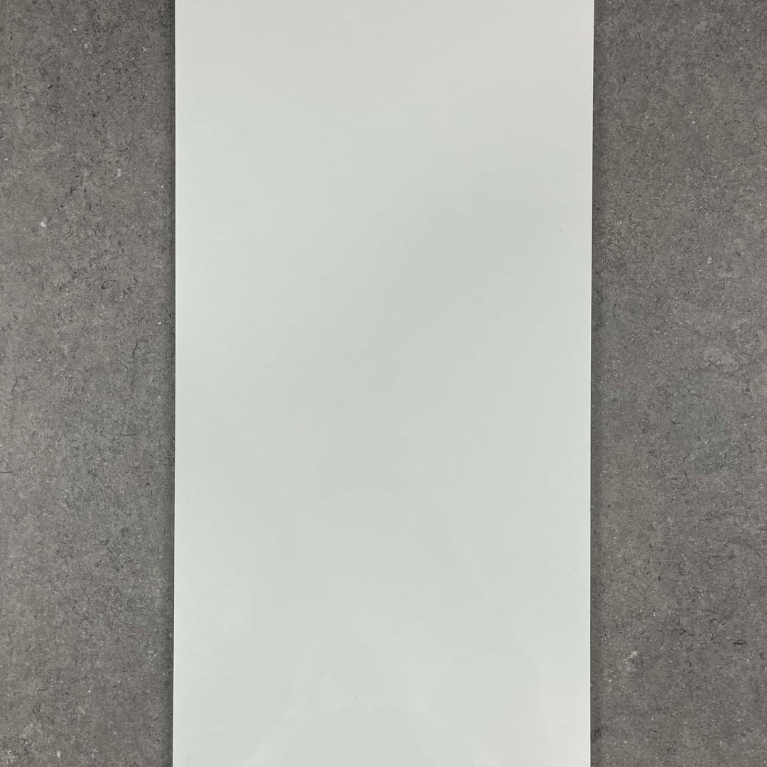600 × 300 mm White Polished Nano Sealed Rectified Porcelain Tile 4770 