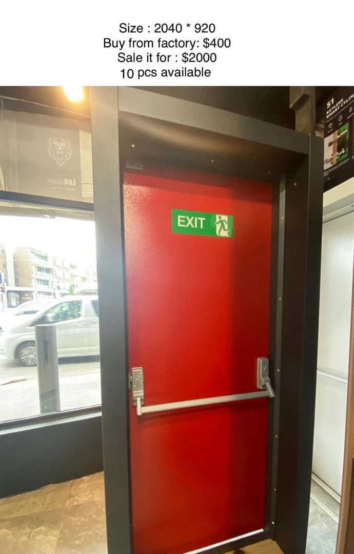 Commercial emergency exit door 